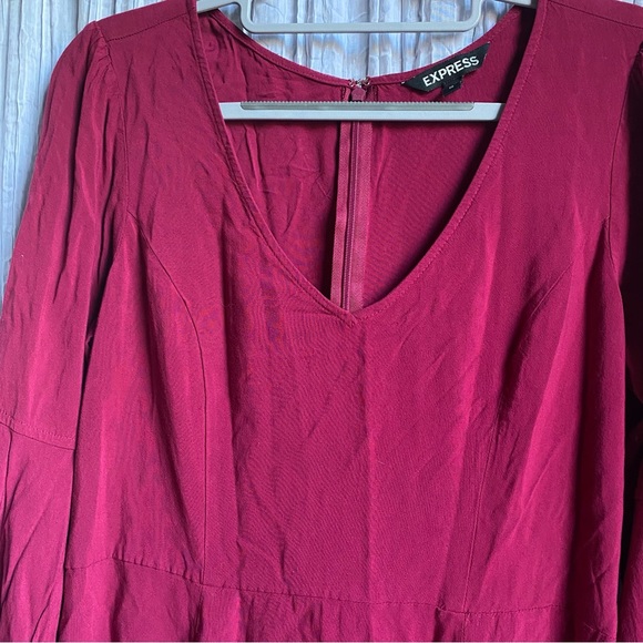 Express Bell Sleeve Skater Dress - Picture 5 of 10